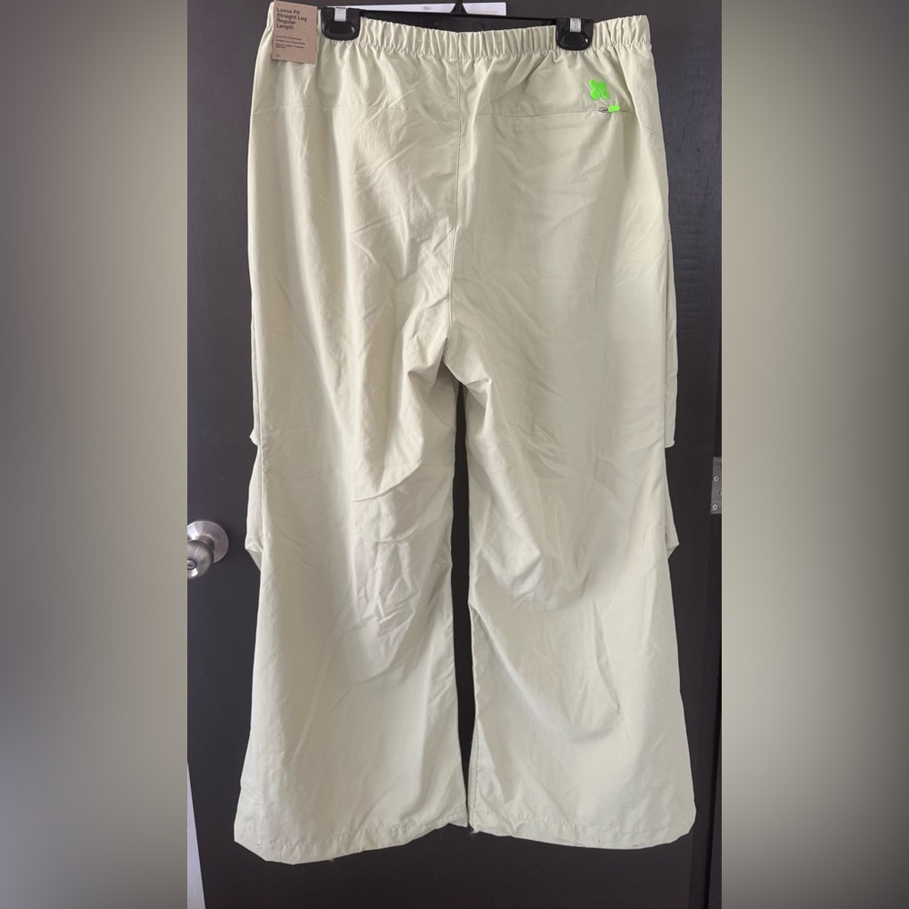 Nike Project F.R.O.G Parachute Pants L Olive Aura Green Strike Wide Leg - Picture 4 of 6